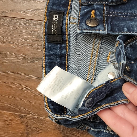 Kids Joe's jeans size 6 - Picture 2 of 4